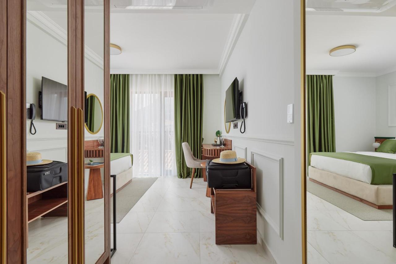 Hotel Diplomat By Aycon Budva Bagian luar foto