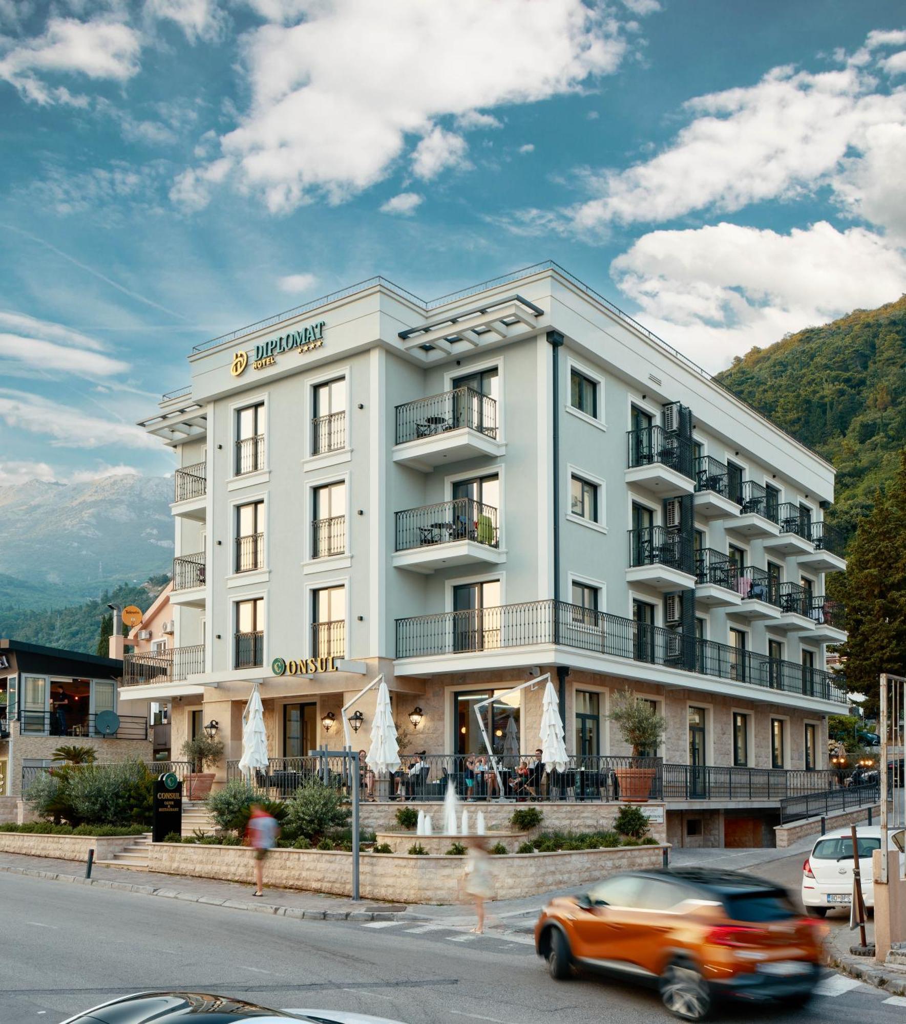 Hotel Diplomat By Aycon Budva Bagian luar foto